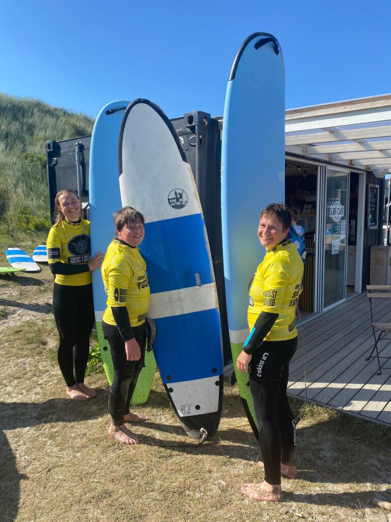 Urlaub mit Teenagern in Dänemark -Surfen Hvidesande